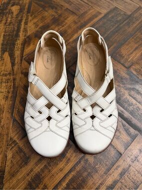 Clarks Cream Leather Weave Slingback Sandals
